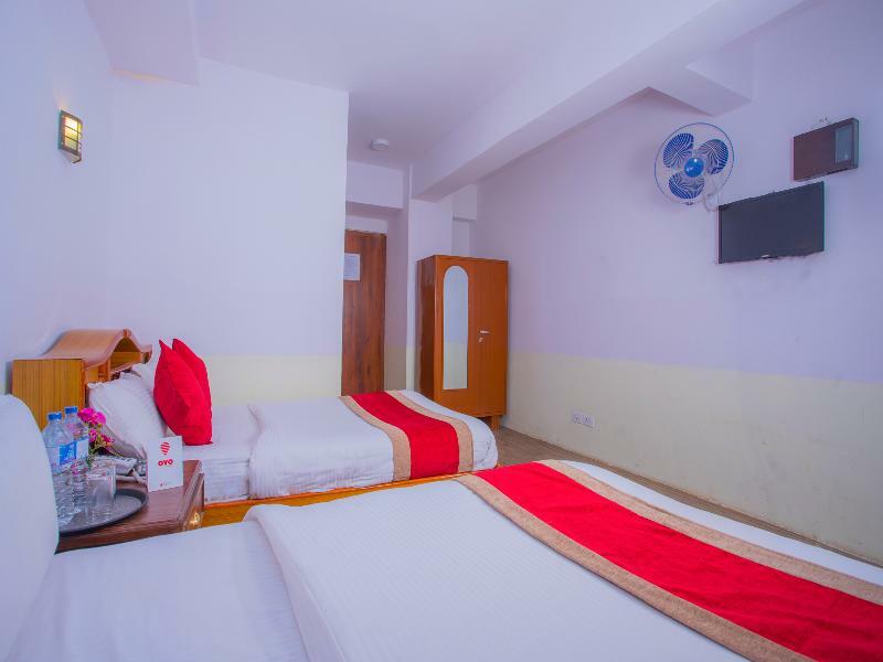 Oyo 255 White Zambala Hotel Катманду Екстер'єр фото
